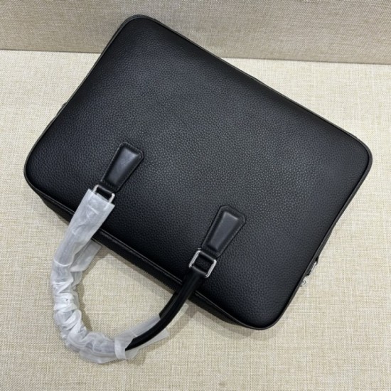 2023SS GUCCI Gucci Briefcase for the changing seasons 2023SS GUCCI Gucci Briefcase for the changing seasons