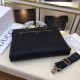 Summer new work 2023SS GUCCI Gucci briefcase that is inevitable hit this season Summer new work 2023SS GUCCI Gucci briefcase that is inevitable hit this season