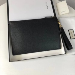 New 2023SS GUCCI Gucci clutch bag perfect for early spring and summer