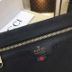 Like a beautiful spring color 2023SS GUCCI Gucci clutch bag Like a beautiful spring color 2023SS GUCCI Gucci clutch bag