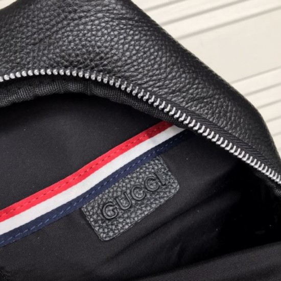 Essential items for fall 2023FW GUCCI Gucci chest bag Essential items for fall 2023FW GUCCI Gucci chest bag