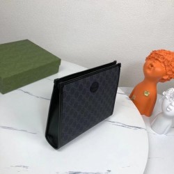 Autumn color not available in Japan 2023FW GUCCI Gucci clutch bag