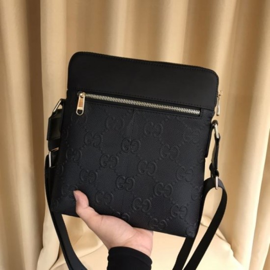 Recommended as a present or gift 2023FW GUCCI Gucci Men's Shoulder Bag Recommended as a present or gift 2023FW GUCCI Gucci Men's Shoulder Bag