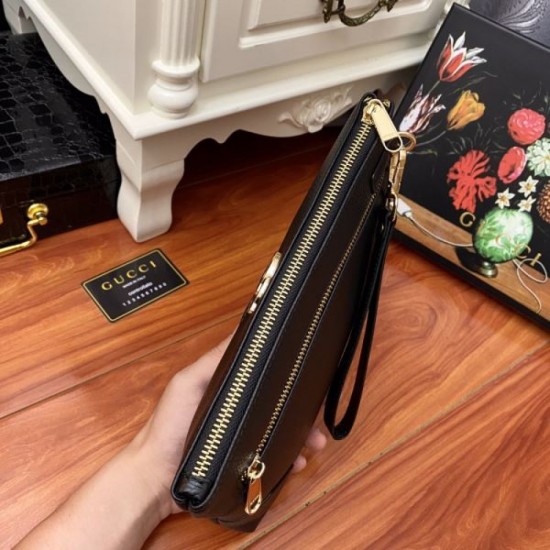GUCCI Gucci clutch bag 2023FW Delicate winter item GUCCI Gucci clutch bag 2023FW Delicate winter item