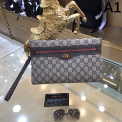 GUCCI Gucci clutch bag 2023FW Essential item for winter