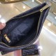 GUCCI Gucci clutch bag 2023FW Essential item for winter GUCCI Gucci clutch bag 2023FW Essential item for winter