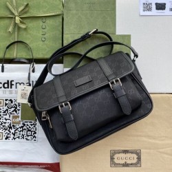 GUCCI Gucci Shoulder Bag 2023FW Finished with a unique impression
