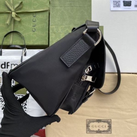 GUCCI Gucci Shoulder Bag 2023FW Finished with a unique impression GUCCI Gucci Shoulder Bag 2023FW Finished with a unique impression