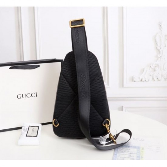 GUCCI Gucci Chest Bag 2023FW Items attracting attention from overseas celebrities GUCCI Gucci Chest Bag 2023FW Items attracting attention from overseas celebrities