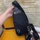 GUCCI Gucci Chest Bag 2023FW This season's attention-grabbing new item with color GUCCI Gucci Chest Bag 2023FW This season's attention-grabbing new item with color