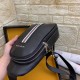 GUCCI Gucci Chest Bag 2023FW This season's attention-grabbing new item with color GUCCI Gucci Chest Bag 2023FW This season's attention-grabbing new item with color