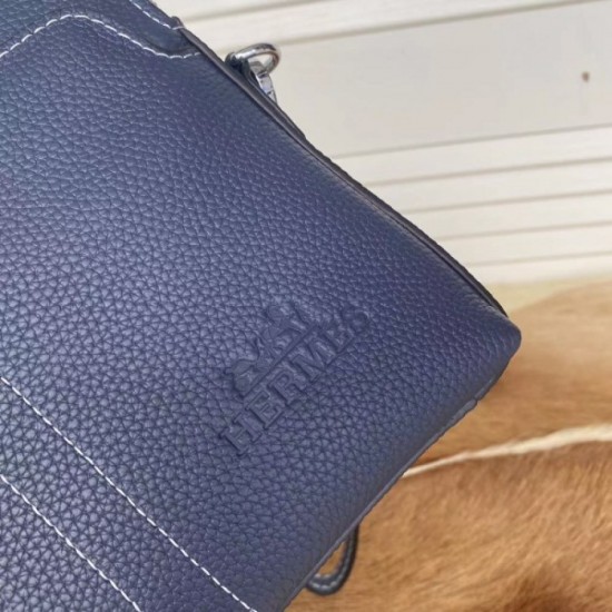Anyone can be fashionable! 2023SS HERMES Hermes clutch bag Anyone can be fashionable! 2023SS HERMES Hermes clutch bag