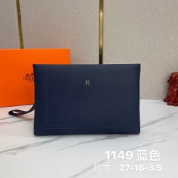 Popular item in magazines 2023SS HERMES Hermes clutch bag