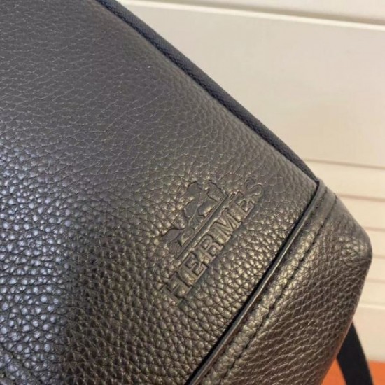Rare! Limited to stores 2023FW HERMES Hermes chest bag Rare! Limited to stores 2023FW HERMES Hermes chest bag
