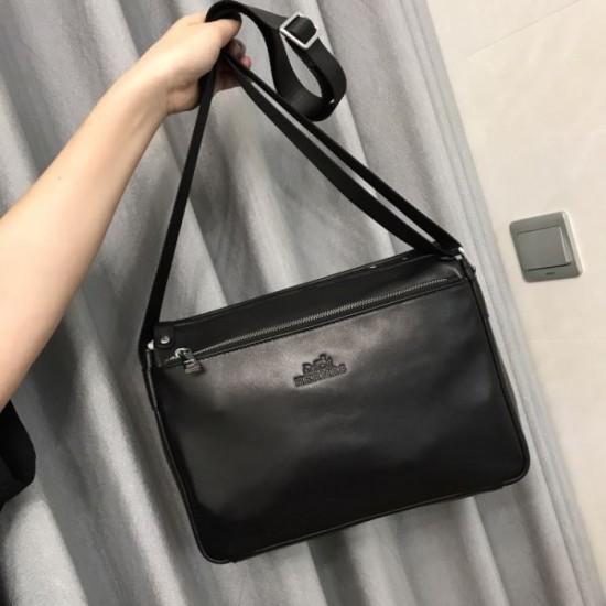 Stylish tips for any outfit 2023FW HERMES Men's shoulder bag Stylish tips for any outfit 2023FW HERMES Men's shoulder bag