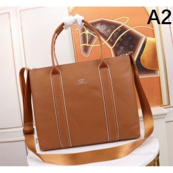 A popular brand in Japan 2023FW HERMES Men's Briefcase