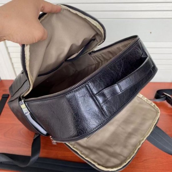 A more casual item 2023FW HERMES Men's Backpack A more casual item 2023FW HERMES Men's Backpack