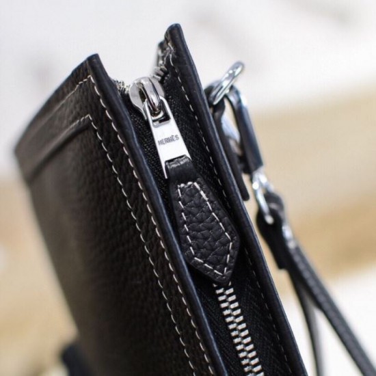 HERMES Hermes clutch bag 2023FW Ends as soon as sold out, first come, first served HERMES Hermes clutch bag 2023FW Ends as soon as sold out, first come, first served
