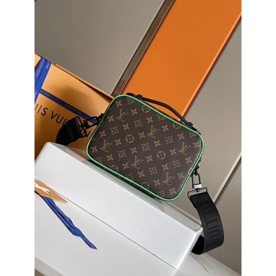 LOUIS VUITTON Louis Vuitton 2023SS Shoulder Bag New Limited Edition LOUIS VUITTON Louis Vuitton 2023SS Shoulder Bag New Limited Edition