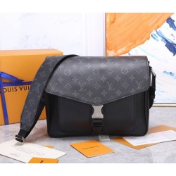 LOUIS VUITTON Louis Vuitton 2023SS shoulder bag magazine publication
