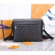 LOUIS VUITTON Louis Vuitton 2023SS shoulder bag magazine publication LOUIS VUITTON Louis Vuitton 2023SS shoulder bag magazine publication