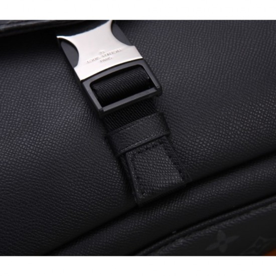 LOUIS VUITTON Louis Vuitton 2023SS shoulder bag magazine publication LOUIS VUITTON Louis Vuitton 2023SS shoulder bag magazine publication
