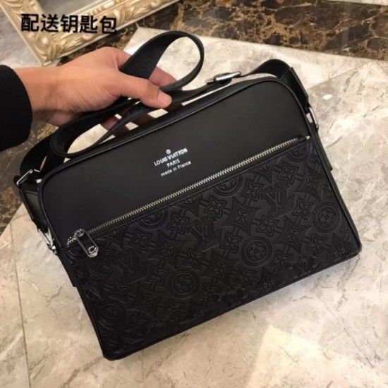 Before LOUIS VUITTON Louis Vuitton 2023SS shoulder bag is sold out Before LOUIS VUITTON Louis Vuitton 2023SS shoulder bag is sold out