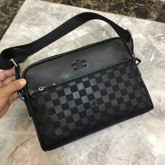 LOUIS VUITTON Louis Vuitton 2023SS shoulder bag popular this season LOUIS VUITTON Louis Vuitton 2023SS shoulder bag popular this season