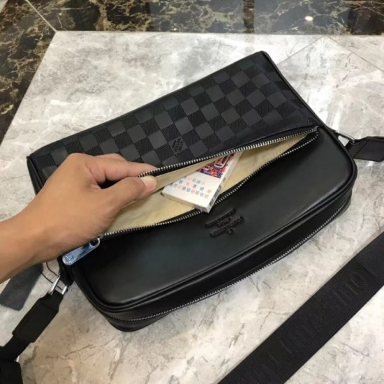 LOUIS VUITTON Louis Vuitton 2023SS shoulder bag popular this season LOUIS VUITTON Louis Vuitton 2023SS shoulder bag popular this season