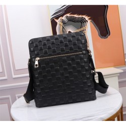 LOUIS VUITTON Louis Vuitton 2023SS Shoulder Bag Spring Summer New