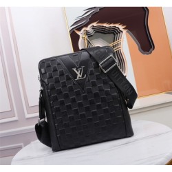 LOUIS VUITTON Louis Vuitton 2023SS shoulder bag sold out inevitable