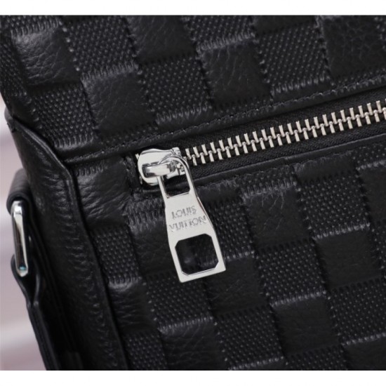 LOUIS VUITTON Louis Vuitton 2023SS shoulder bag sold out inevitable LOUIS VUITTON Louis Vuitton 2023SS shoulder bag sold out inevitable