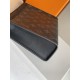 LOUIS VUITTON Louis Vuitton 2023SS clutch bag attention is high LOUIS VUITTON Louis Vuitton 2023SS clutch bag attention is high