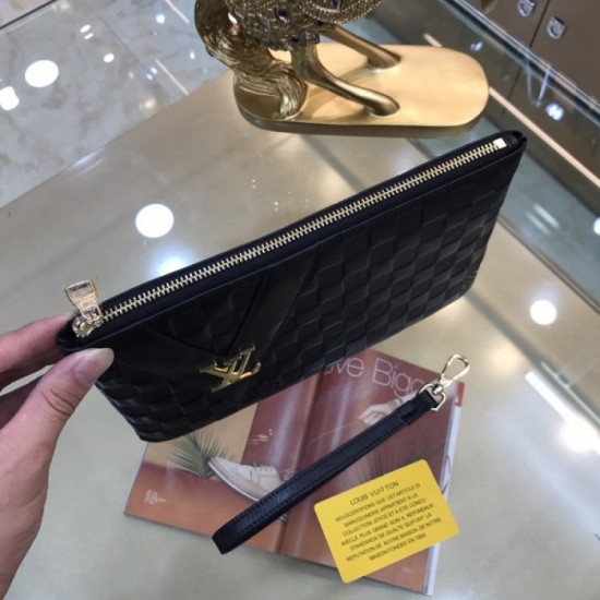 LOUIS VUITTON Louis Vuitton 2023SS Clutch Bag Spring Summer New Appearance LOUIS VUITTON Louis Vuitton 2023SS Clutch Bag Spring Summer New Appearance
