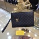 LOUIS VUITTON Louis Vuitton 2023SS Clutch Bag Spring Summer New Appearance LOUIS VUITTON Louis Vuitton 2023SS Clutch Bag Spring Summer New Appearance