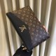 LOUIS VUITTON Louis Vuitton 2023SS clutch bag cheap on sale LOUIS VUITTON Louis Vuitton 2023SS clutch bag cheap on sale