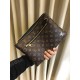 LOUIS VUITTON Louis Vuitton 2023SS clutch bag cheap on sale LOUIS VUITTON Louis Vuitton 2023SS clutch bag cheap on sale