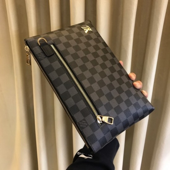 LOUIS VUITTON Louis Vuitton 2023SS clutch bag favorite brand LOUIS VUITTON Louis Vuitton 2023SS clutch bag favorite brand