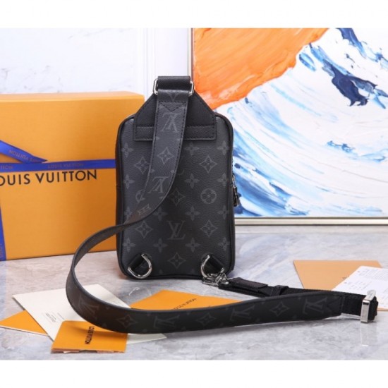 I want LOUIS VUITTON Louis Vuitton 2023SS chest bag right now I want LOUIS VUITTON Louis Vuitton 2023SS chest bag right now