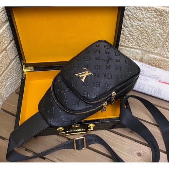 LOUIS VUITTON Louis Vuitton 2023SS chest bag HOT quality assurance LOUIS VUITTON Louis Vuitton 2023SS chest bag HOT quality assurance