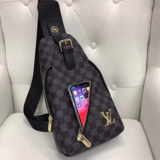 LOUIS VUITTON Louis Vuitton 2023SS chest bag adult elegant LOUIS VUITTON Louis Vuitton 2023SS chest bag adult elegant