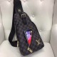 LOUIS VUITTON Louis Vuitton 2023SS chest bag adult elegant LOUIS VUITTON Louis Vuitton 2023SS chest bag adult elegant
