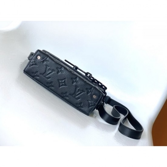 Limited time 2023SS LOUIS VUITTON Louis Vuitton shoulder bag Limited time 2023SS LOUIS VUITTON Louis Vuitton shoulder bag
