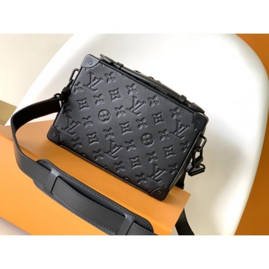Love at first sight 2023SS LOUIS VUITTON Louis Vuitton shoulder bag Love at first sight 2023SS LOUIS VUITTON Louis Vuitton shoulder bag