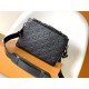 Love at first sight 2023SS LOUIS VUITTON Louis Vuitton shoulder bag Love at first sight 2023SS LOUIS VUITTON Louis Vuitton shoulder bag