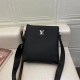 Rush of orders 2023SS LOUIS VUITTON Louis Vuitton shoulder bag Rush of orders 2023SS LOUIS VUITTON Louis Vuitton shoulder bag