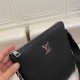 Rush of orders 2023SS LOUIS VUITTON Louis Vuitton shoulder bag Rush of orders 2023SS LOUIS VUITTON Louis Vuitton shoulder bag