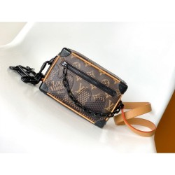 Magazine publication 2023SS LOUIS VUITTON Louis Vuitton shoulder bag