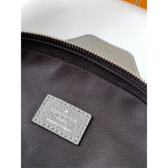 Design high 2023SS LOUIS VUITTON Louis Vuitton chest bag Design high 2023SS LOUIS VUITTON Louis Vuitton chest bag