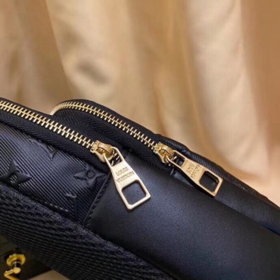Autumn/Winter Trends 2023FW LOUIS VUITTON Louis Vuitton Chest Bag Autumn/Winter Trends 2023FW LOUIS VUITTON Louis Vuitton Chest Bag
